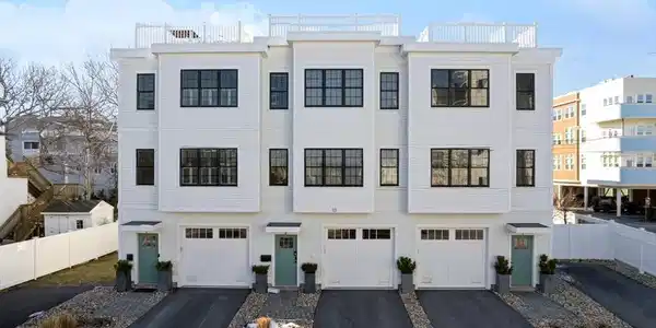 10 Berkley Rd