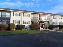 10 Candlewood Lane