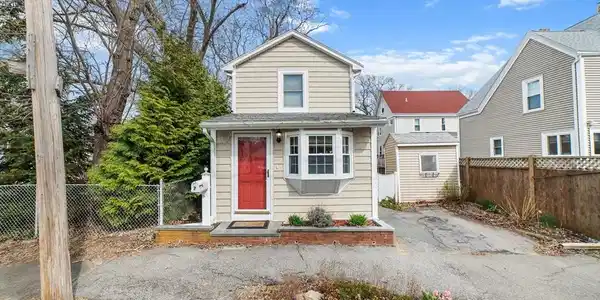 7 Randlett Street