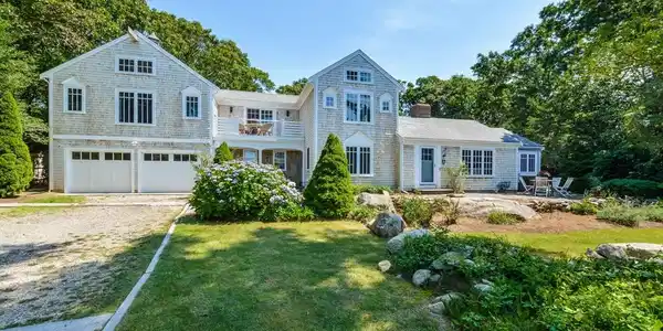 88 Gunning Point Ave