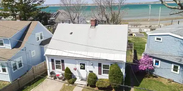 1 Hillcrest Ave