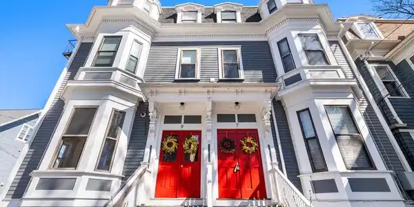 9 Thomas Park