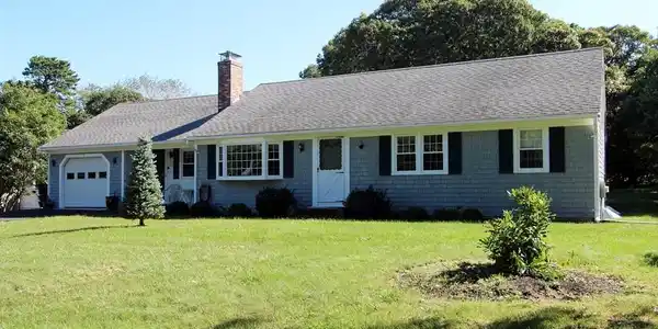 3 Fernwood Cir