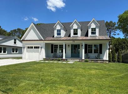 72 Woodside Dr.
