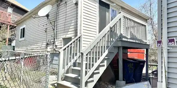 48 Ar Dix St