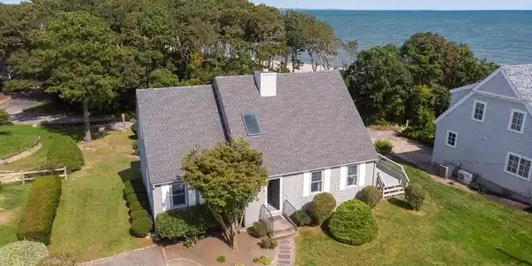 18 Starboard Ln