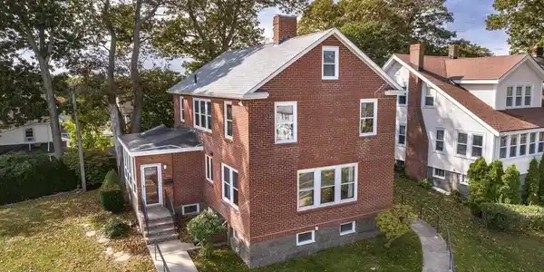 1433 Quincy Shore Dr