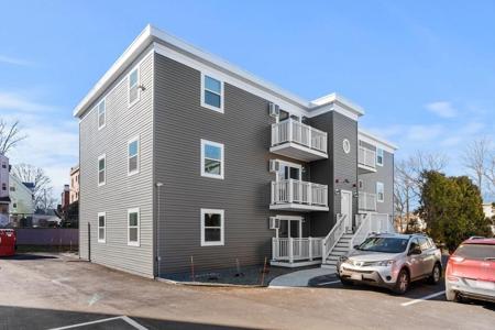 8 Lafayette Park