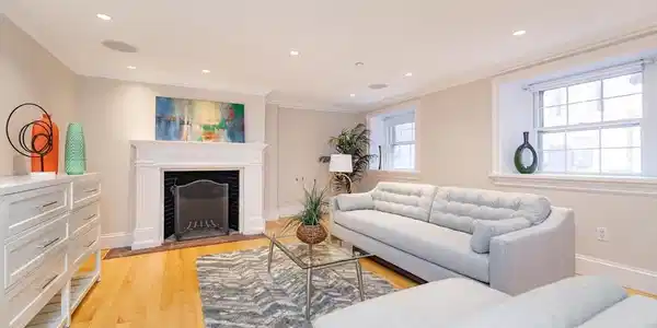 20 Hancock St
