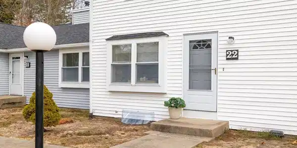 22 Pine Valley Dr
