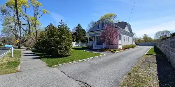 23 Old Barnstable Rd