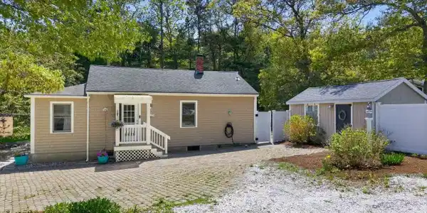 83 Valley Road