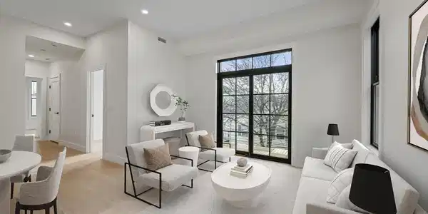 224 W 9th