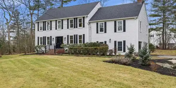96 Forest Ave