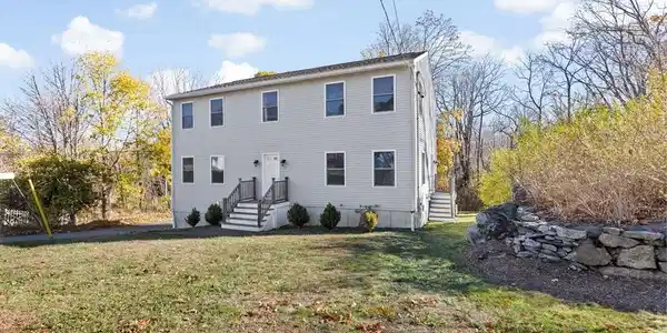 137 Hull Street