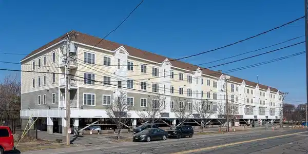 145 Bennington