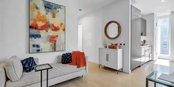 135 Seaport Blvd