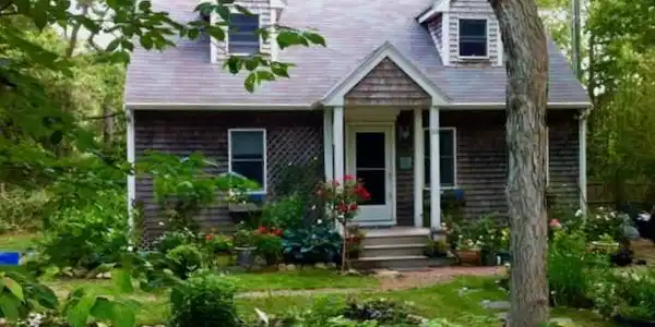 113 Leonard Circle