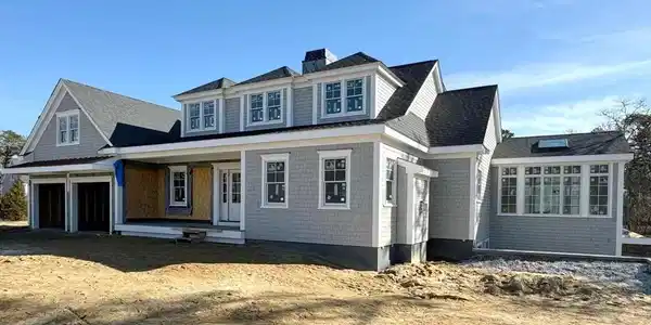 12 Bascom Hollow