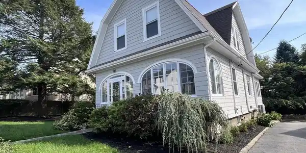 71 Pratt Road