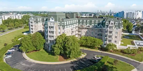100 Marina Dr