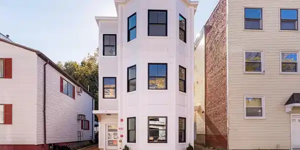 231 Everett Street