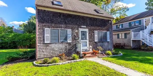 26 Shore St