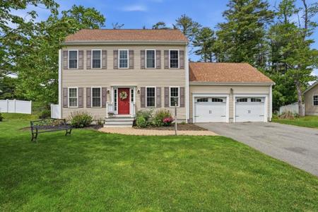 7 Whispering Pines Dr