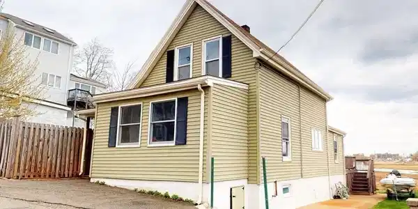102 Summer St