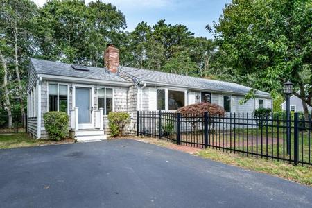 39 Cynthia Ln