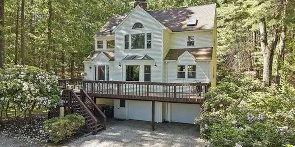 61 Grove St. (Cranberry Cove)