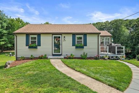279 N Main St