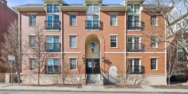 606 E 4th Street