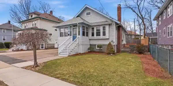 44 Armory St