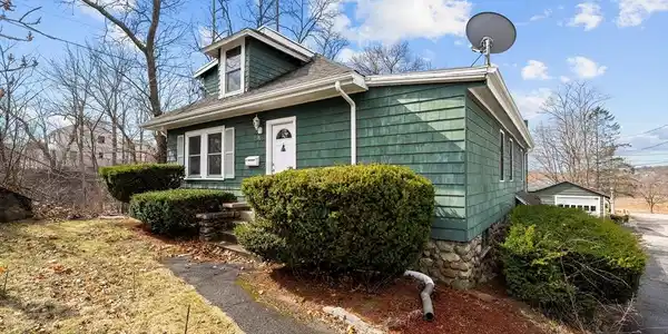 80 Manzanetta Ave