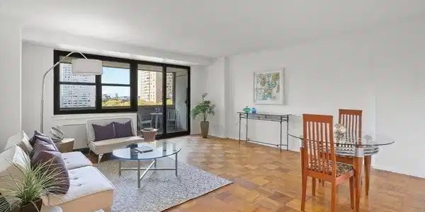 9 Hawthorne Pl