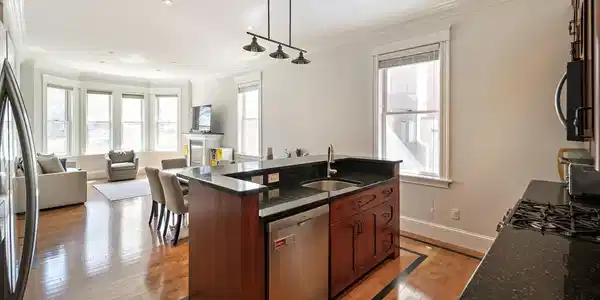 3 Seaver St