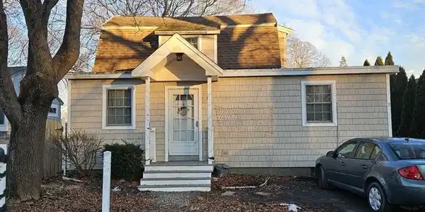 5 Chilton Ave
