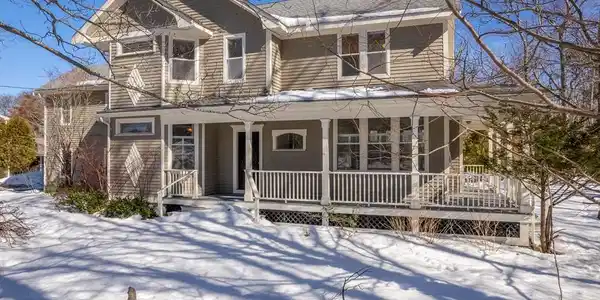 94 Phillips Avenue