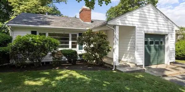 58 Longview Dr