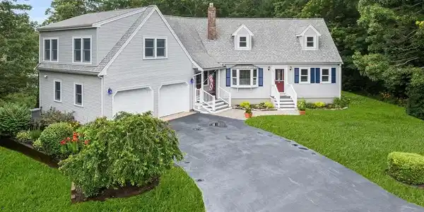 15 Dublin Dr