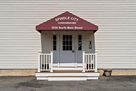 1556 North Main St.