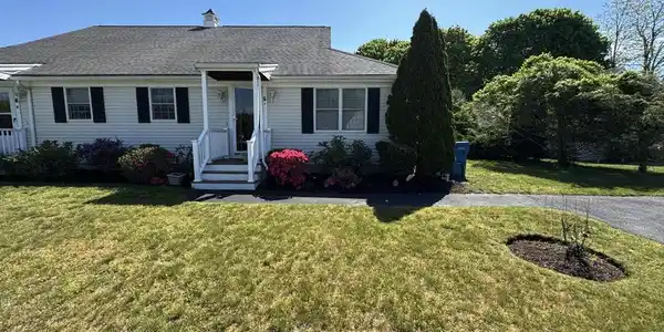 11 Rebecca Ann Ln