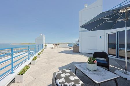2001 Marina Dr