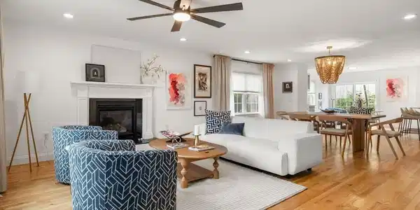 54 Villa Ave
