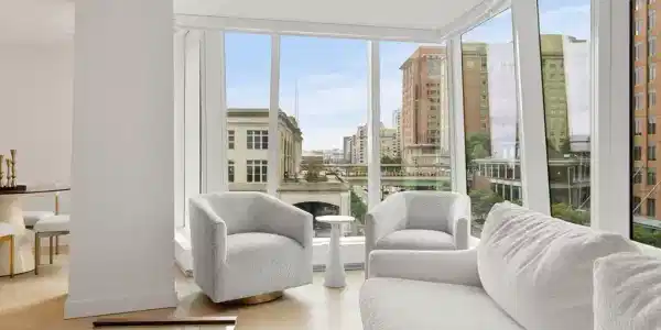 150 Seaport Boulevard
