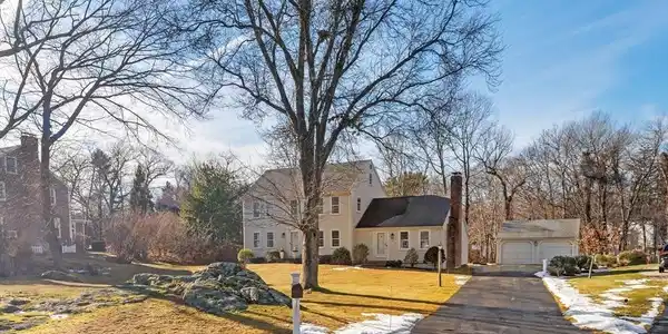 54 Old Coach Rd