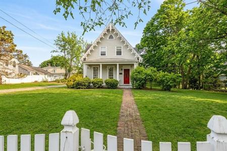 59 Cottage St