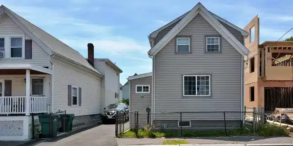 73 S Elm St