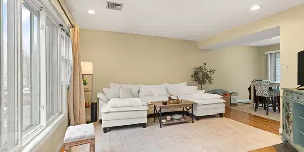 335 W. 4th Street